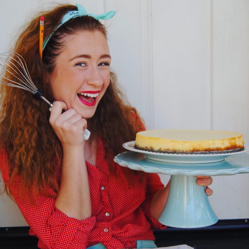 College Babe Bakes Cheesecakes To Pay Tuition Side Hustle Babe