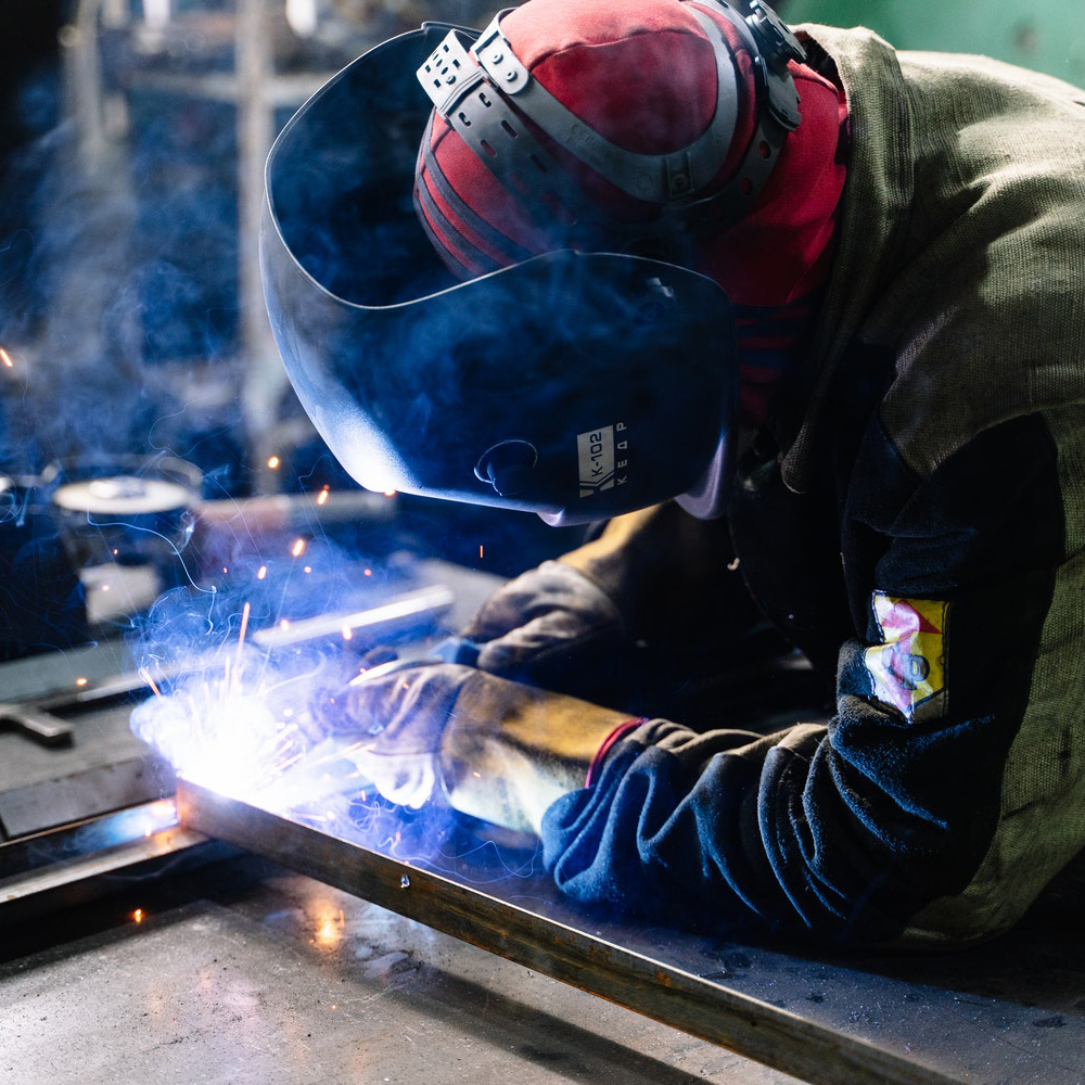 Two Friends Use Welding Skills To Keep Beer Flowing | Side Hustle School